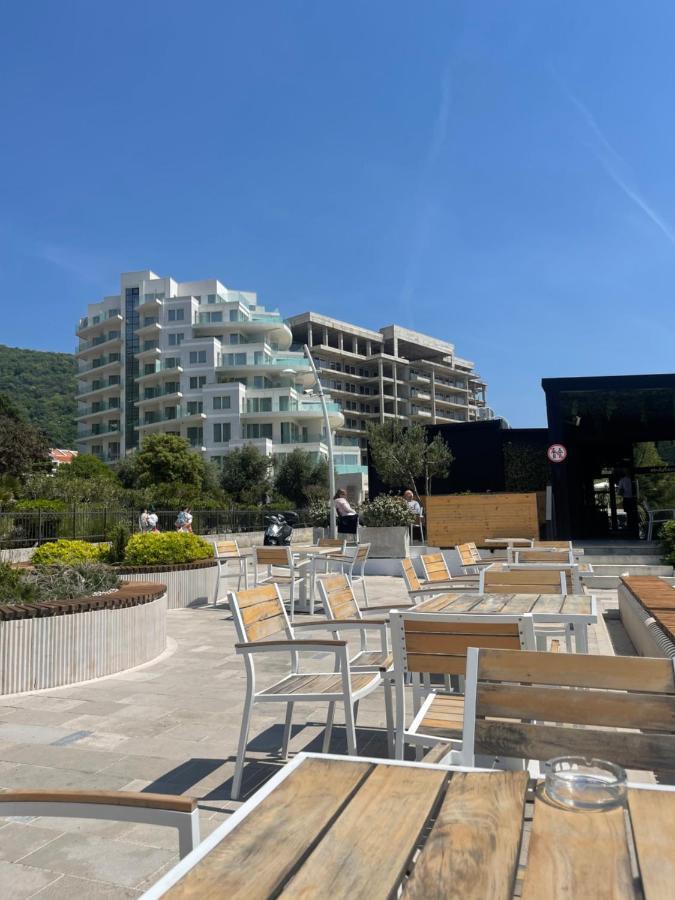 Family Residence Petrovac מראה חיצוני תמונה